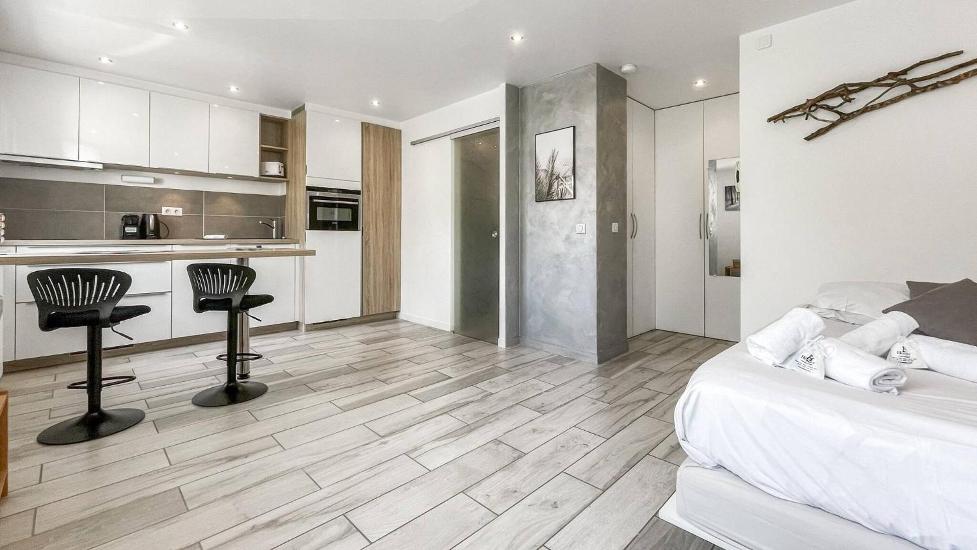 Homey Tidy - New / Proche Centre Annecy / Parking Gratuit / Logement Entierement Equipe Buitenkant foto