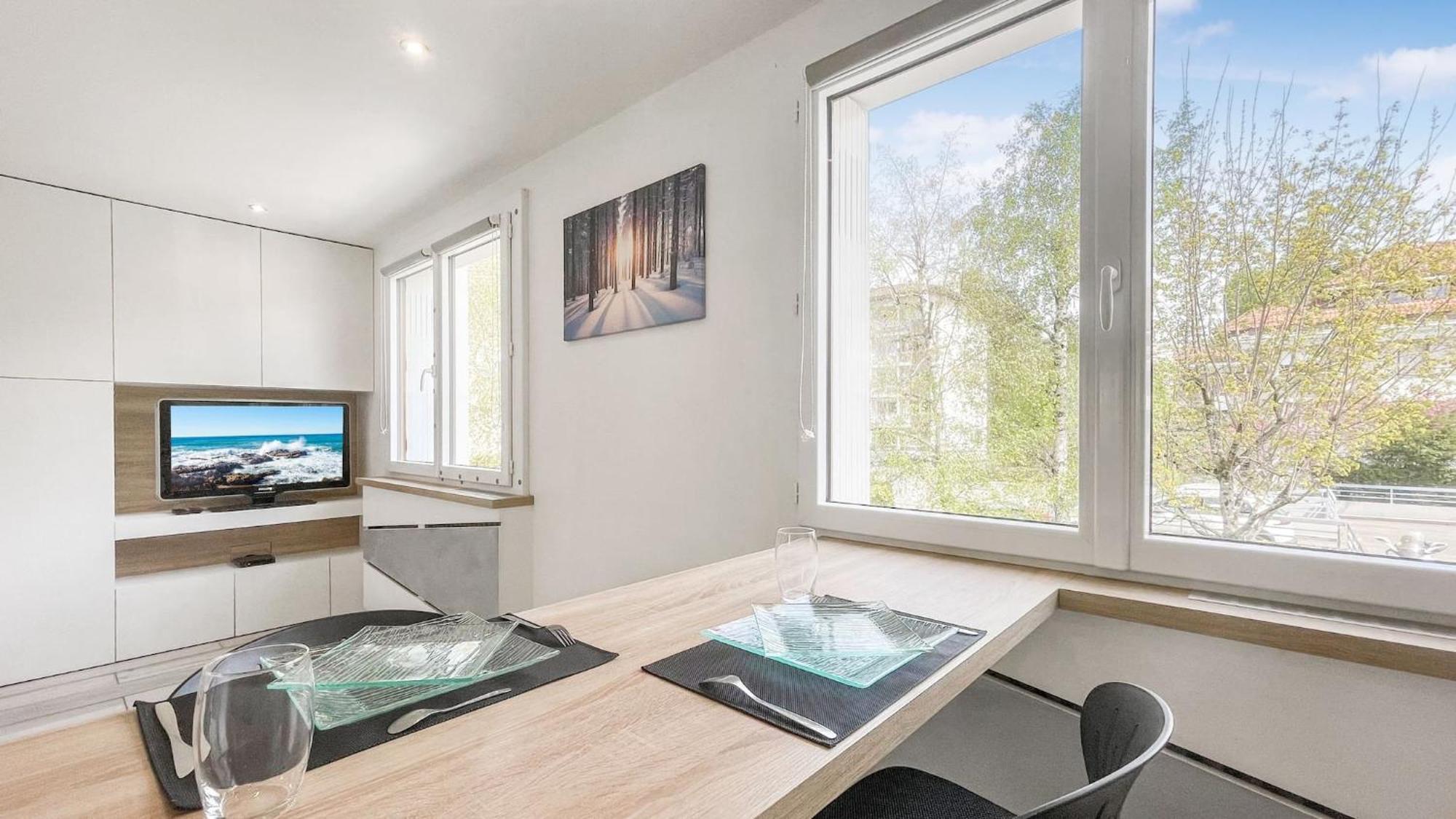 Homey Tidy - New / Proche Centre Annecy / Parking Gratuit / Logement Entierement Equipe Buitenkant foto